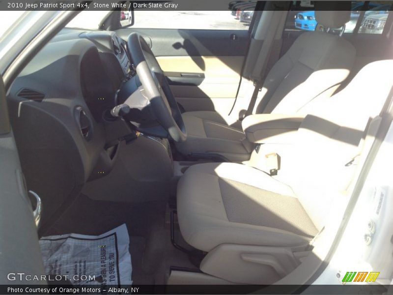Stone White / Dark Slate Gray 2010 Jeep Patriot Sport 4x4