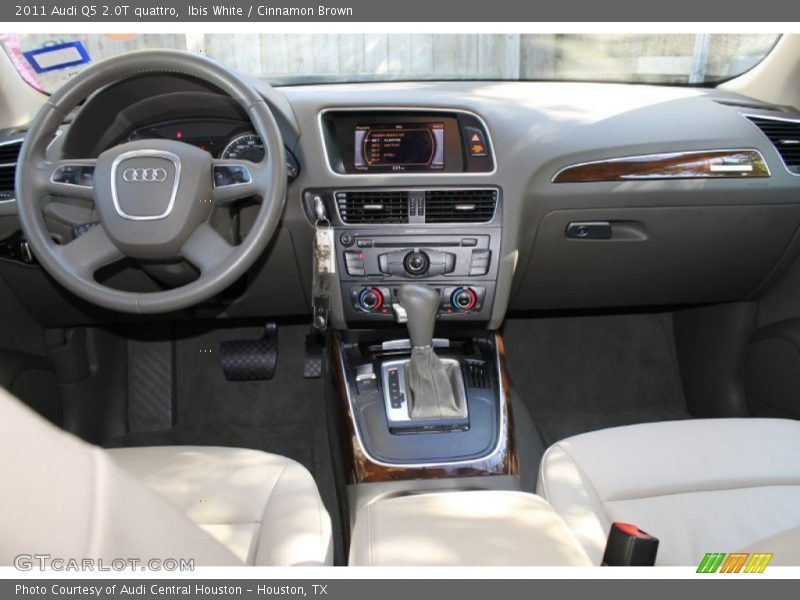 Ibis White / Cinnamon Brown 2011 Audi Q5 2.0T quattro