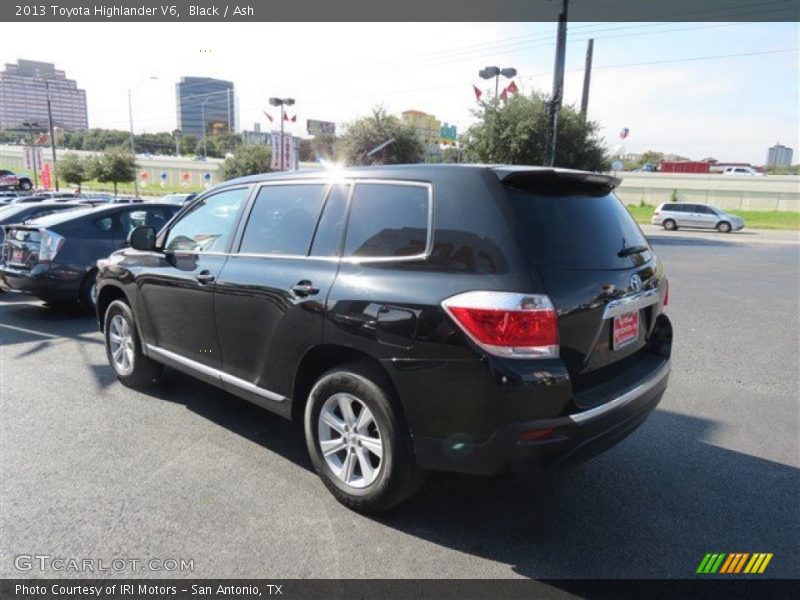 Black / Ash 2013 Toyota Highlander V6