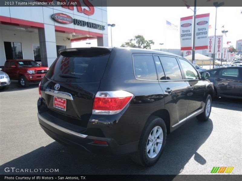 Black / Ash 2013 Toyota Highlander V6