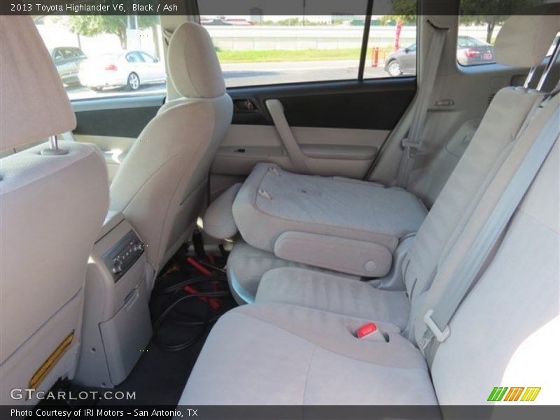 Black / Ash 2013 Toyota Highlander V6