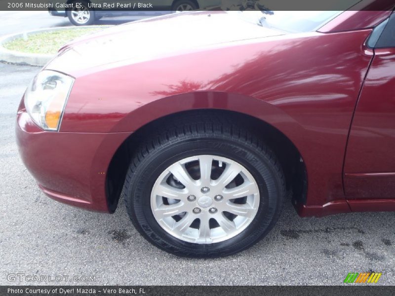 Ultra Red Pearl / Black 2006 Mitsubishi Galant ES