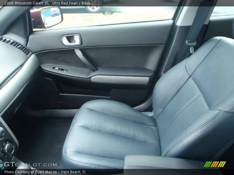 Ultra Red Pearl / Black 2006 Mitsubishi Galant ES