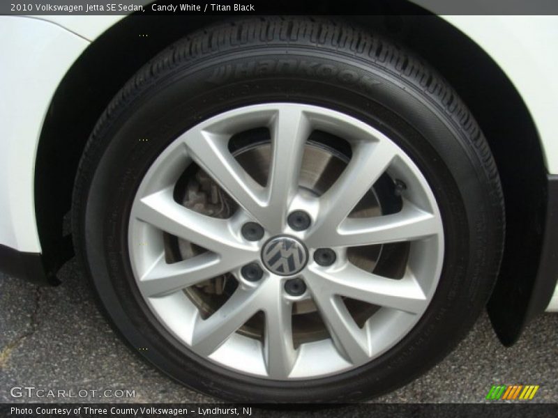 Candy White / Titan Black 2010 Volkswagen Jetta SE Sedan