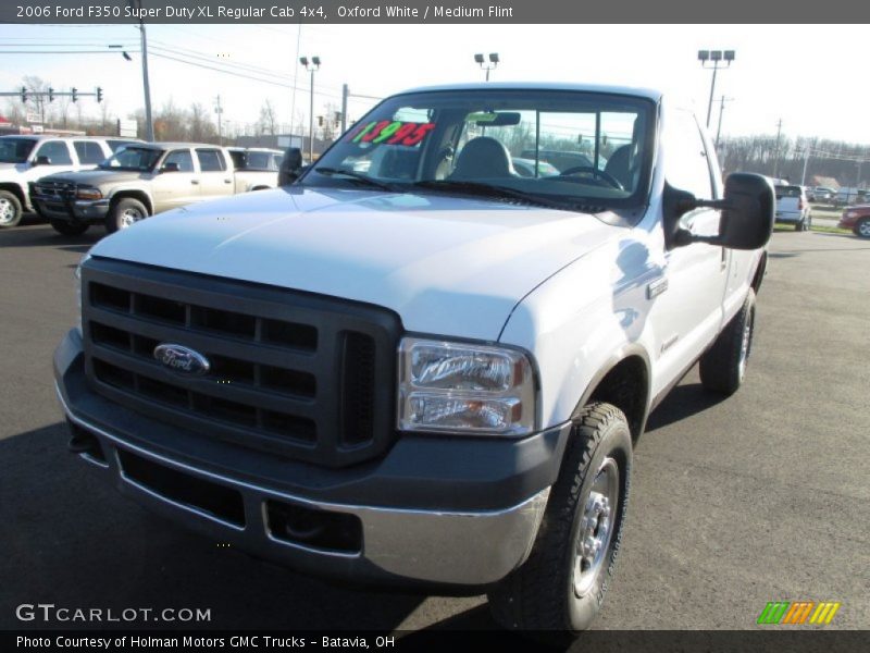 Oxford White / Medium Flint 2006 Ford F350 Super Duty XL Regular Cab 4x4