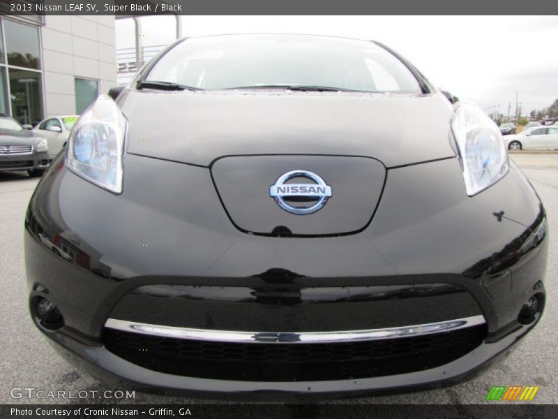 Super Black / Black 2013 Nissan LEAF SV