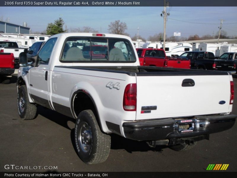 Oxford White / Medium Flint 2006 Ford F350 Super Duty XL Regular Cab 4x4