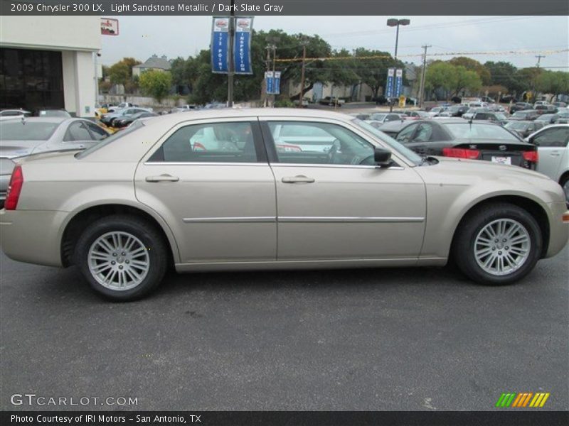Light Sandstone Metallic / Dark Slate Gray 2009 Chrysler 300 LX