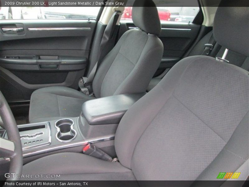 Light Sandstone Metallic / Dark Slate Gray 2009 Chrysler 300 LX