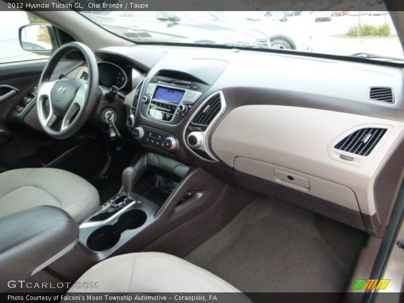 Chai Bronze / Taupe 2012 Hyundai Tucson GL