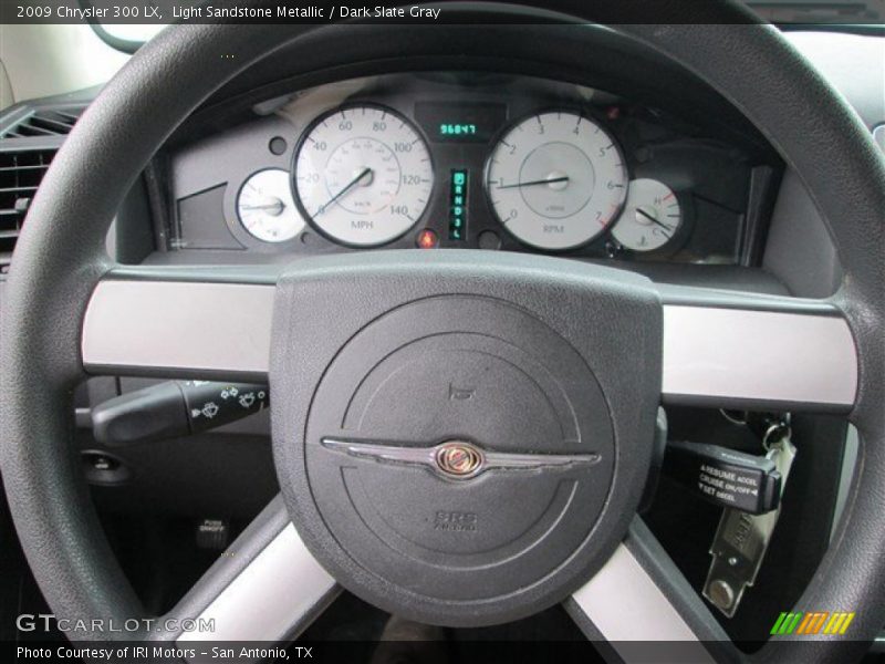 Light Sandstone Metallic / Dark Slate Gray 2009 Chrysler 300 LX