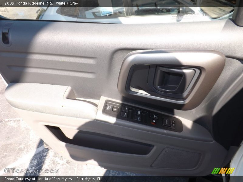 White / Gray 2009 Honda Ridgeline RTS