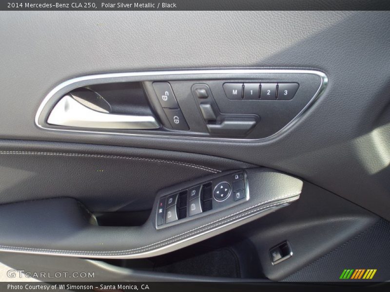 Polar Silver Metallic / Black 2014 Mercedes-Benz CLA 250