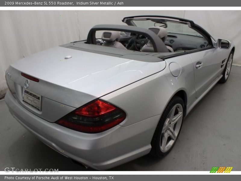 Iridium Silver Metallic / Ash 2009 Mercedes-Benz SL 550 Roadster