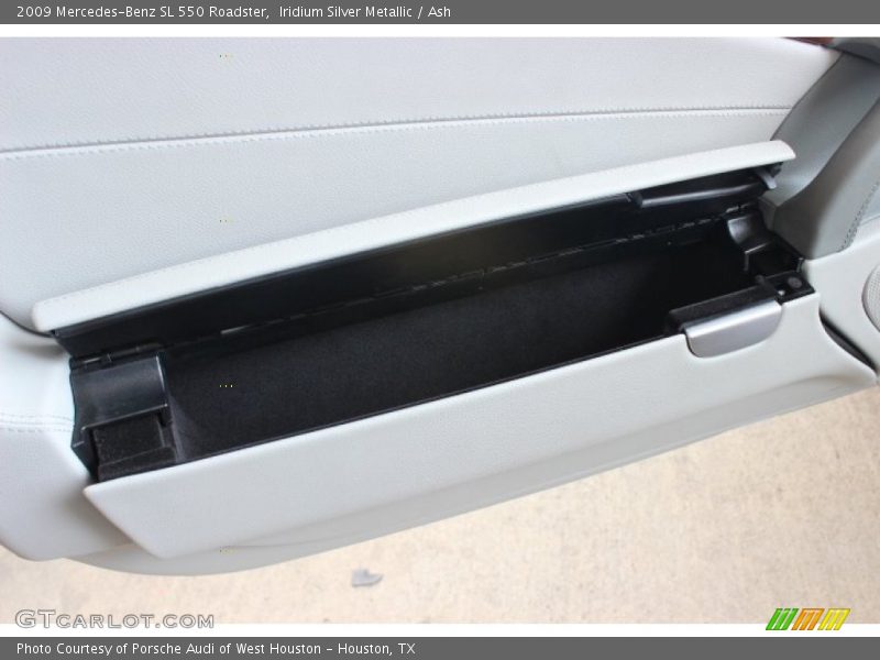 Iridium Silver Metallic / Ash 2009 Mercedes-Benz SL 550 Roadster