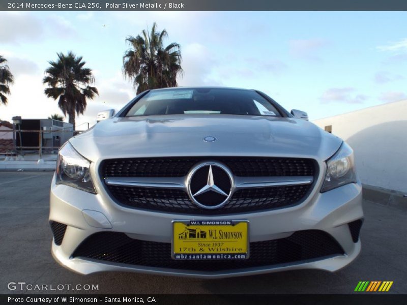 Polar Silver Metallic / Black 2014 Mercedes-Benz CLA 250