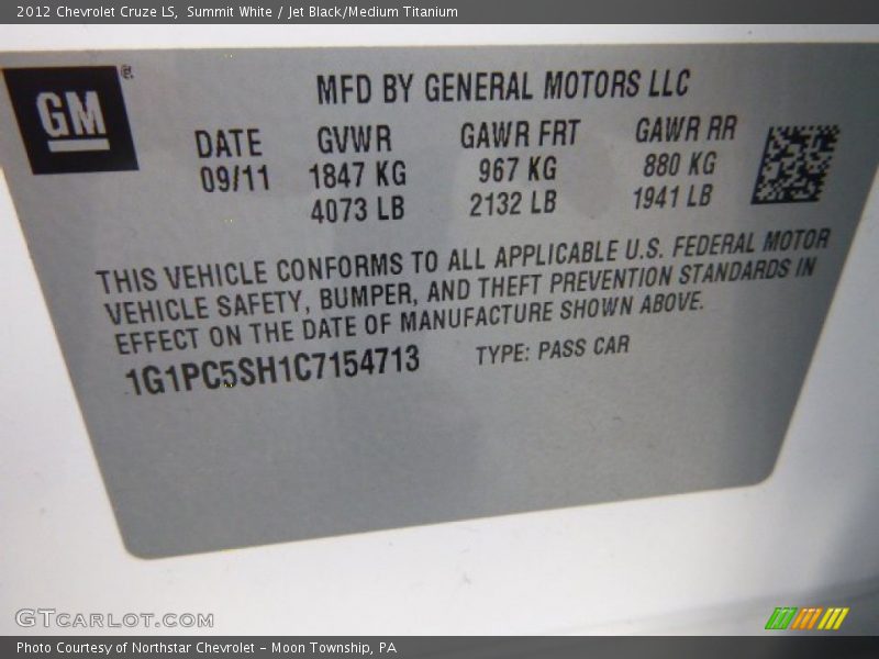 Summit White / Jet Black/Medium Titanium 2012 Chevrolet Cruze LS