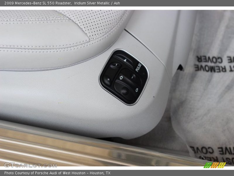 Iridium Silver Metallic / Ash 2009 Mercedes-Benz SL 550 Roadster
