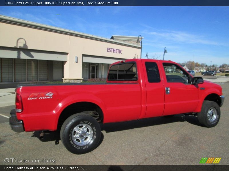 Red / Medium Flint 2004 Ford F250 Super Duty XLT SuperCab 4x4