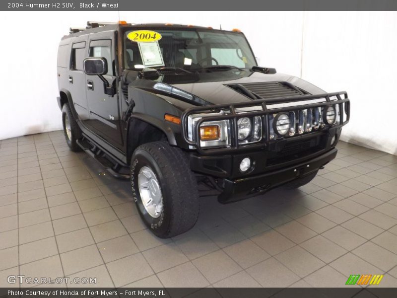 Front 3/4 View of 2004 H2 SUV