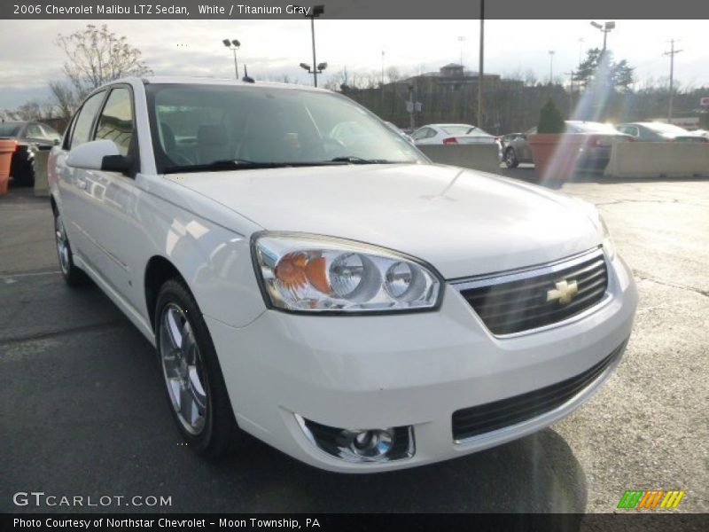 Front 3/4 View of 2006 Malibu LTZ Sedan