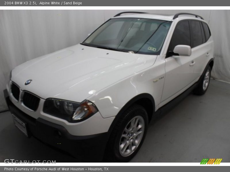 Alpine White / Sand Beige 2004 BMW X3 2.5i