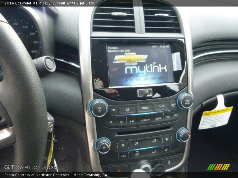 Summit White / Jet Black 2014 Chevrolet Malibu LT