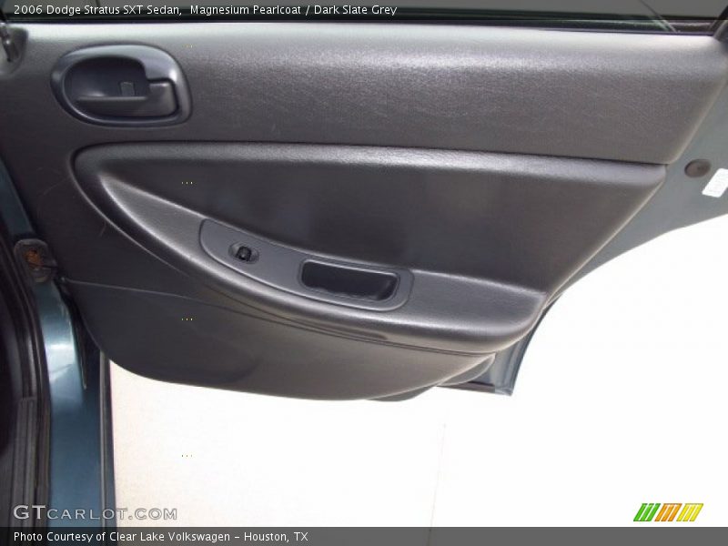 Magnesium Pearlcoat / Dark Slate Grey 2006 Dodge Stratus SXT Sedan