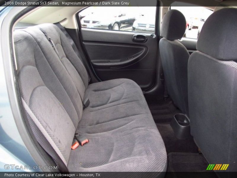 Magnesium Pearlcoat / Dark Slate Grey 2006 Dodge Stratus SXT Sedan