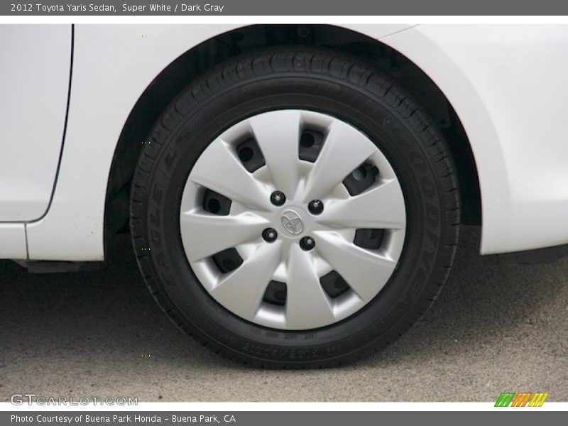 Super White / Dark Gray 2012 Toyota Yaris Sedan