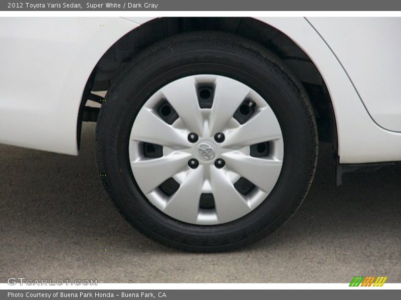 Super White / Dark Gray 2012 Toyota Yaris Sedan