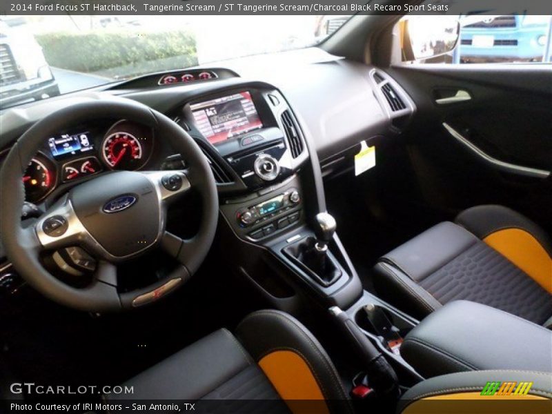 Tangerine Scream / ST Tangerine Scream/Charcoal Black Recaro Sport Seats 2014 Ford Focus ST Hatchback