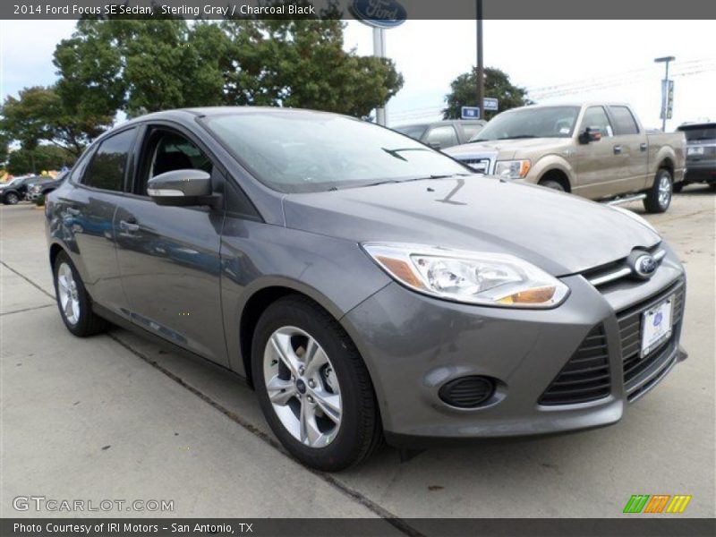 Sterling Gray / Charcoal Black 2014 Ford Focus SE Sedan
