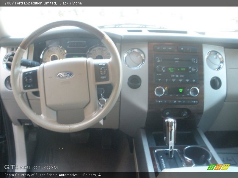 Black / Stone 2007 Ford Expedition Limited