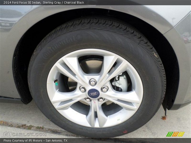 Sterling Gray / Charcoal Black 2014 Ford Focus SE Sedan