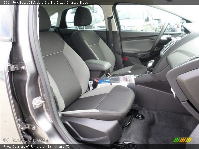 Sterling Gray / Charcoal Black 2014 Ford Focus SE Sedan