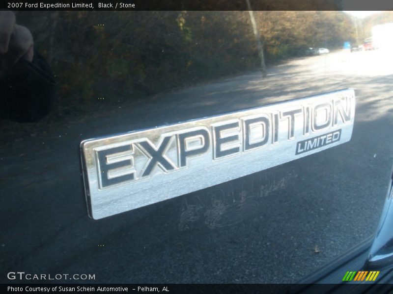 Black / Stone 2007 Ford Expedition Limited