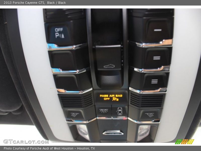 Controls of 2013 Cayenne GTS