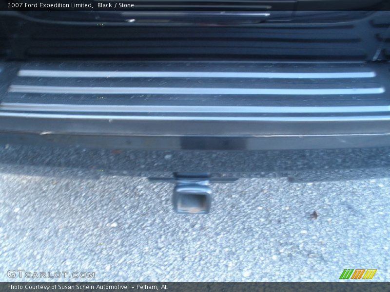 Black / Stone 2007 Ford Expedition Limited