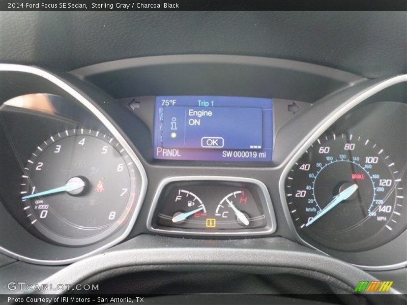 Sterling Gray / Charcoal Black 2014 Ford Focus SE Sedan