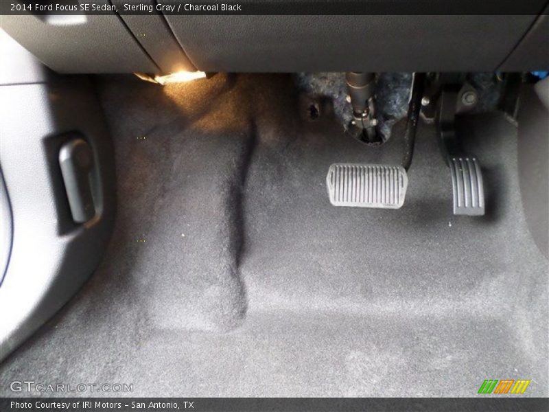 Sterling Gray / Charcoal Black 2014 Ford Focus SE Sedan