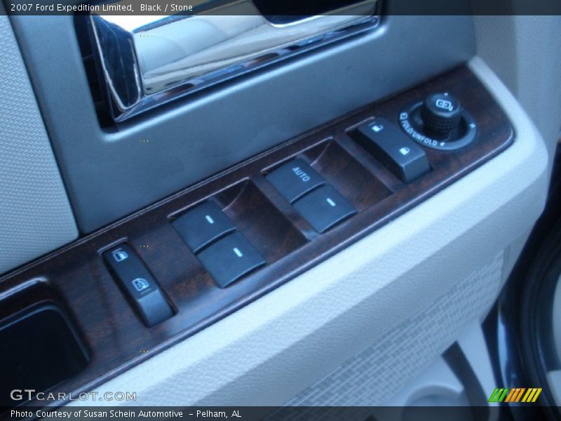 Black / Stone 2007 Ford Expedition Limited