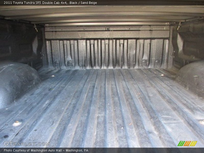 Black / Sand Beige 2011 Toyota Tundra SR5 Double Cab 4x4