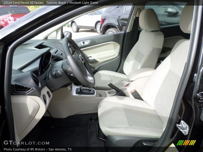 Tuxedo Black / Medium Light Stone 2014 Ford Fiesta SE Sedan