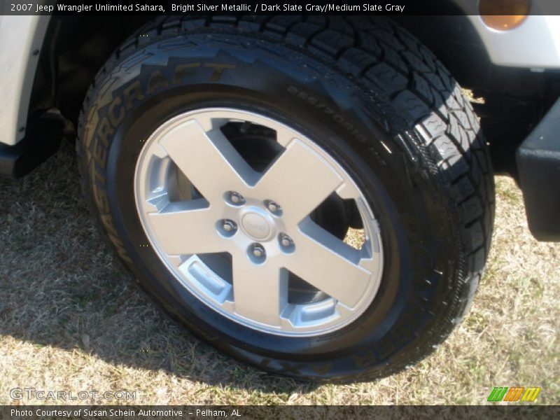 Bright Silver Metallic / Dark Slate Gray/Medium Slate Gray 2007 Jeep Wrangler Unlimited Sahara