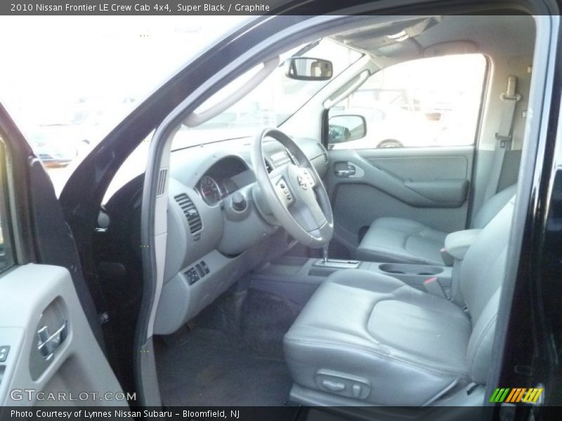 Super Black / Graphite 2010 Nissan Frontier LE Crew Cab 4x4