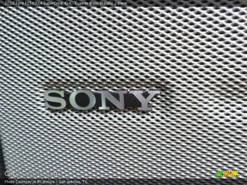 Tuxedo Black Metallic / Black 2013 Ford F150 FX4 SuperCrew 4x4