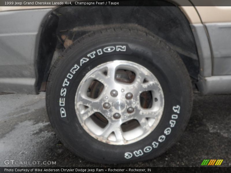 Champagne Pearl / Taupe 1999 Jeep Grand Cherokee Laredo 4x4