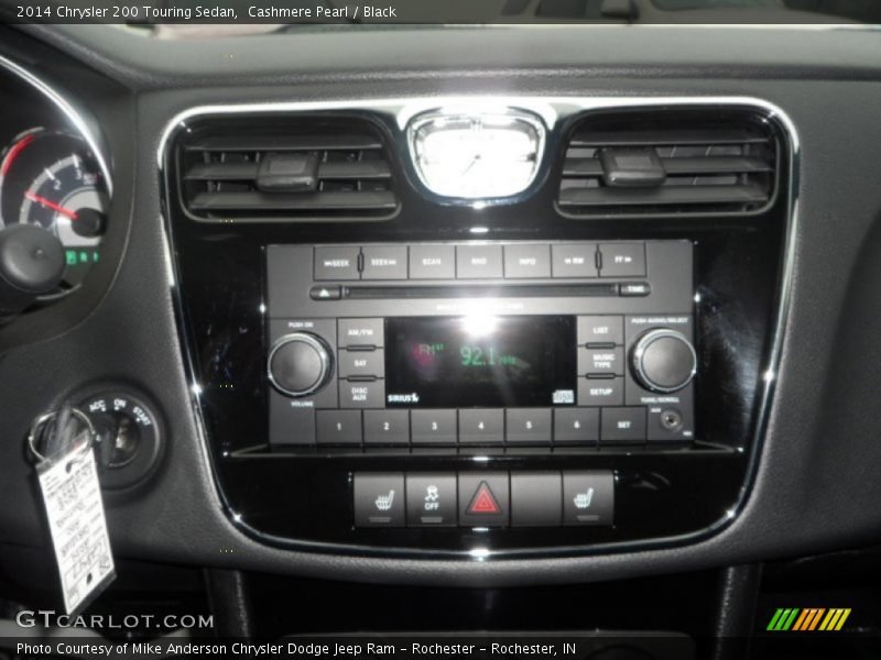 Cashmere Pearl / Black 2014 Chrysler 200 Touring Sedan