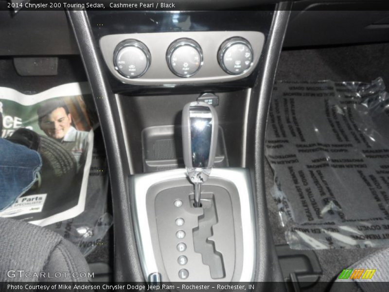 Cashmere Pearl / Black 2014 Chrysler 200 Touring Sedan